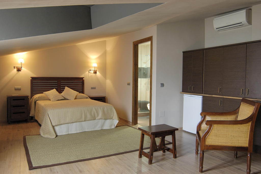 Casa Rural La Botica Oropesa Chambre photo